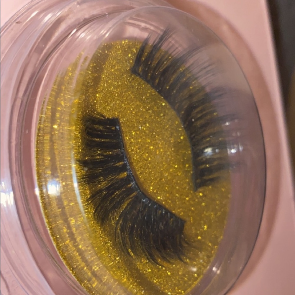 The d appointment lashes